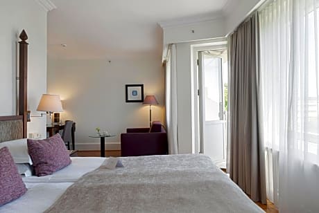 King Room with Balcony