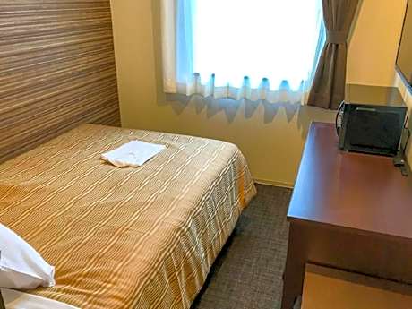 Double Room with Small Double Bed - Non-Smoking