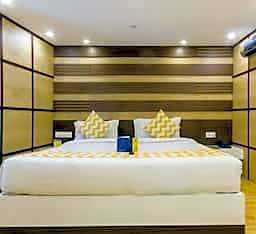 FabHotel Sholas Residency I - Nr. Rose Garden