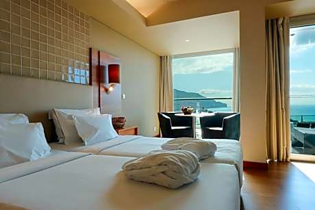 Superior Twin Room with Sea View
