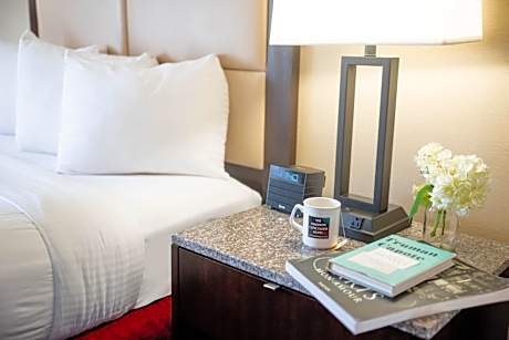 Premier King Room