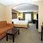 Holiday Inn Express Hotel & Suites Lexington