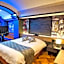 HOTEL the QUEEN