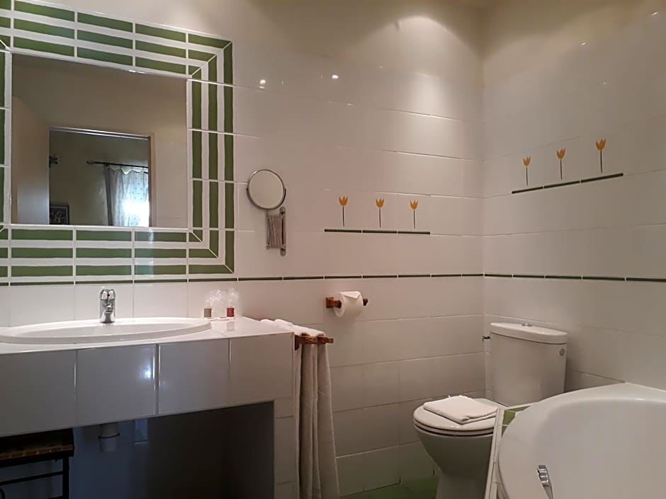 Hôtel & SPA Ventoux Provence "Domaine des Tilleuls"
