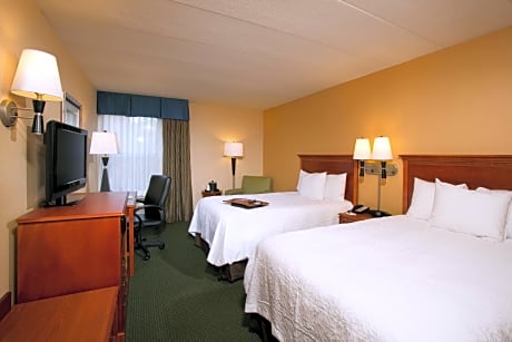 2 Double Beds Nonsmoking