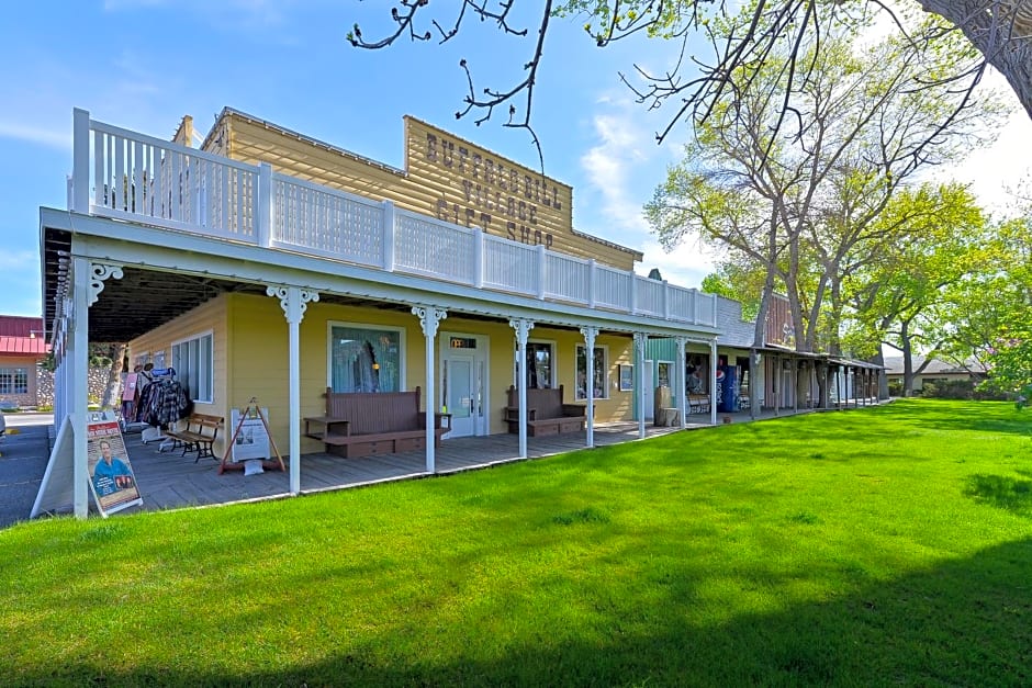 Buffalo Bill Cabin Village