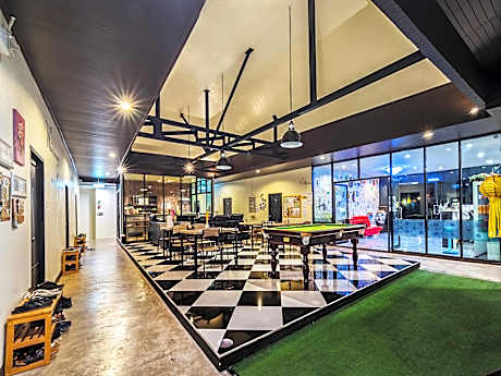 Male Dormitory 8 Beds