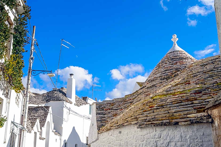 Trullo Essenza-Trulli Antì Charme & Relax