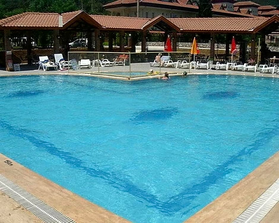 Club Sun Village Apartments