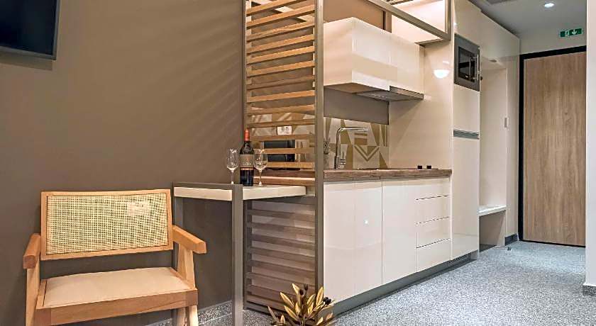 Eco Green Residences & Suites PC