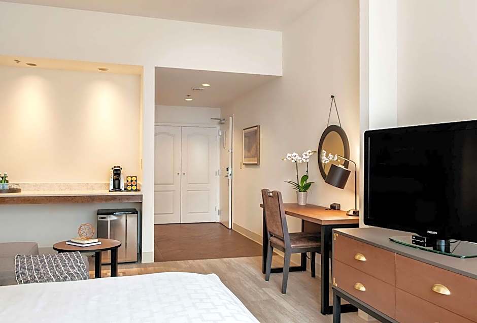 St Charles Coach House, Ascend Hotel Collection