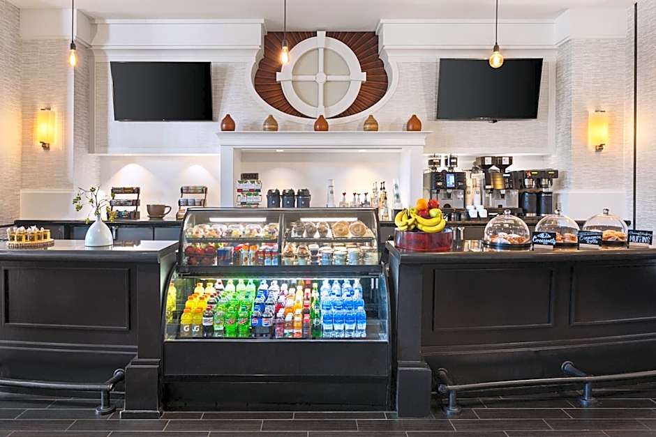 Sheraton Overland Park Hotel At The Convention Center