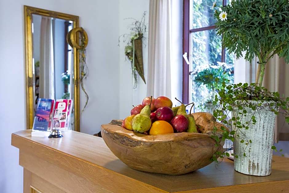 Hotel-Pension-Waldblick Garni