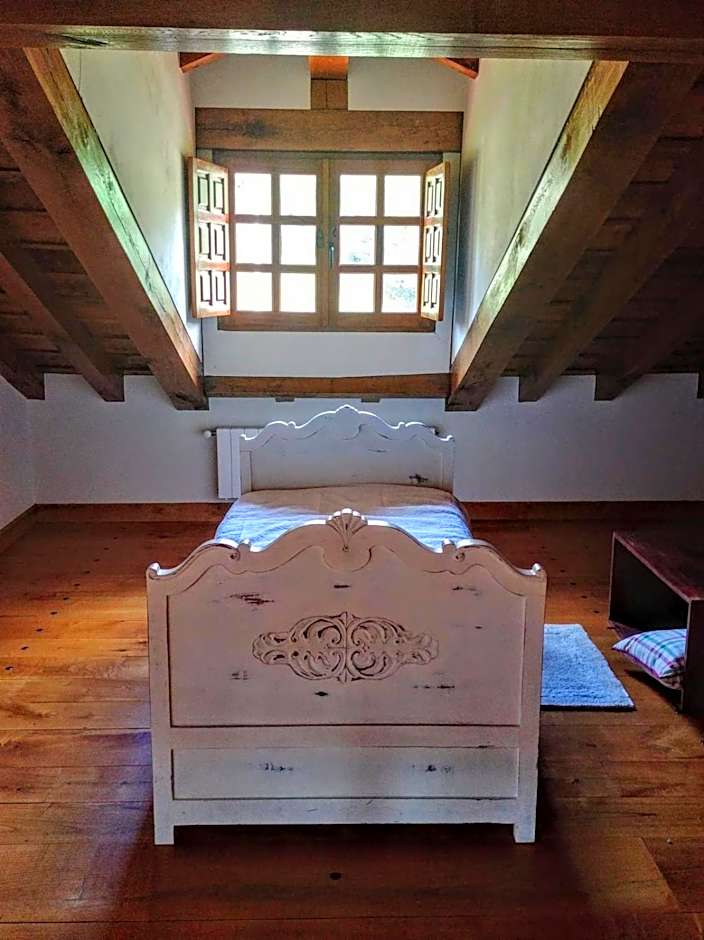 Trisileja en Novales