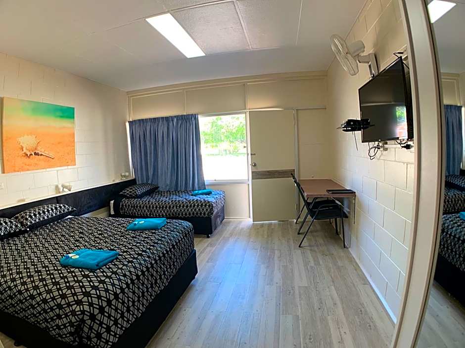 Tropical City Motor Inn