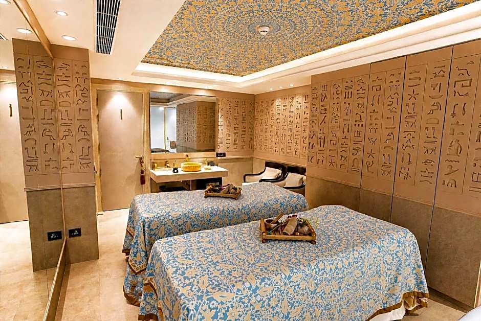 Radisson Blu MBD Hotel Noida