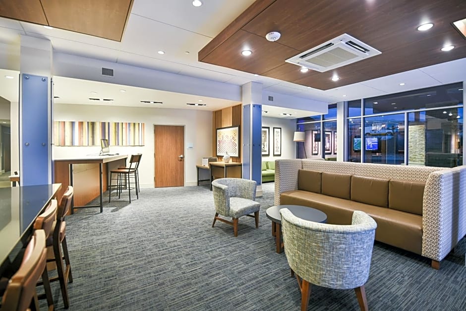 Holiday Inn Express & Suites Lehi - Thanksgiving Point