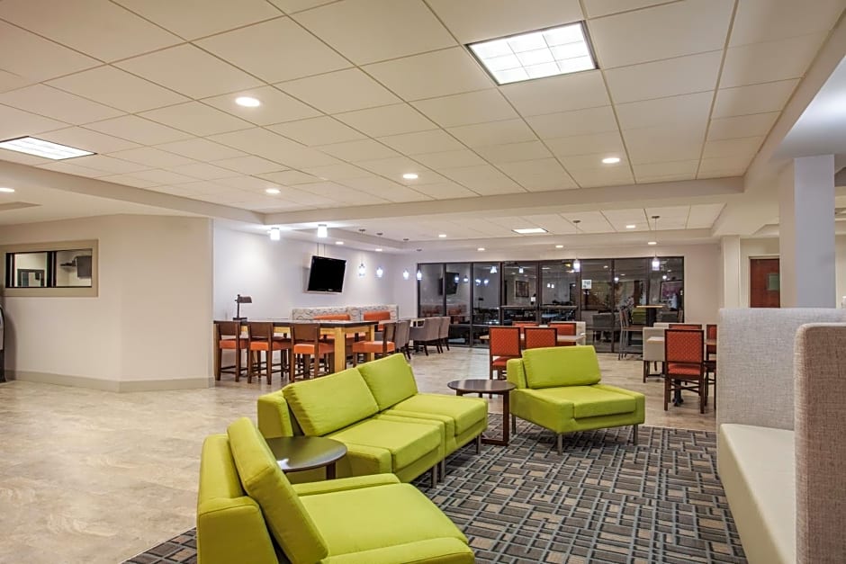 Holiday Inn Express & Suites Augusta West - Ft Gordon Area, an IHG Hotel