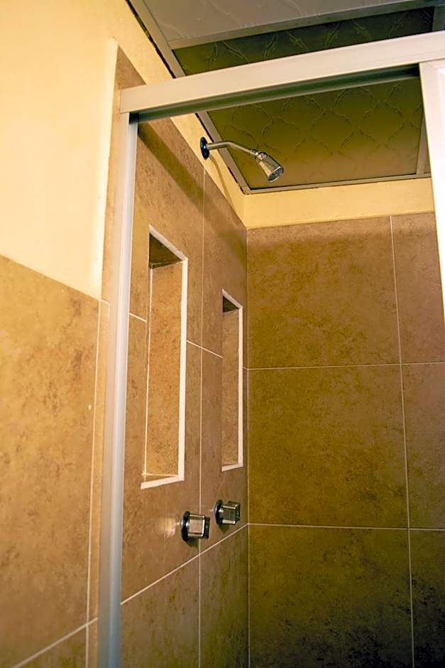 Isabel Suites