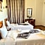 Hyde Park House Hotel