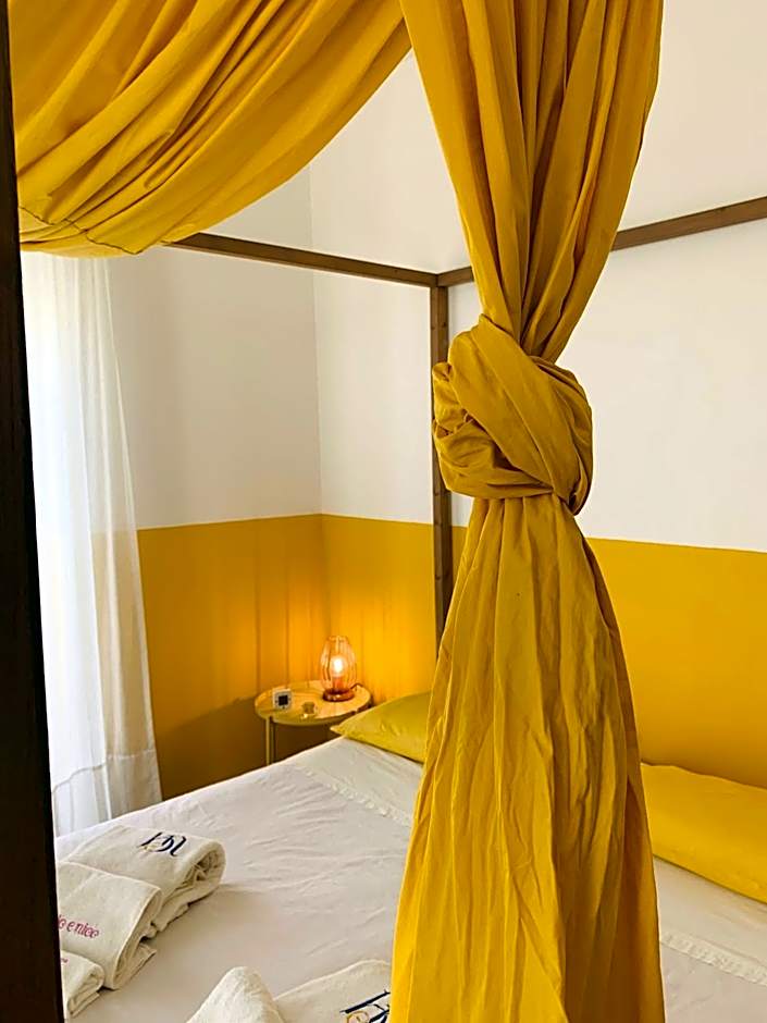 Le Stanze Di Brando E Nico