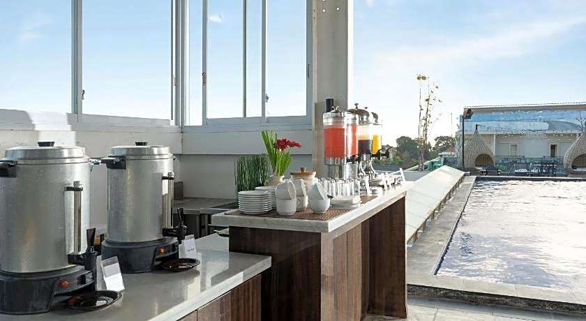 Boss Legian Hotel