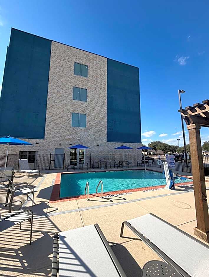 Holiday Inn Express & Suites - Dallas Plano North By IHG