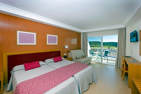 Family Room Standard