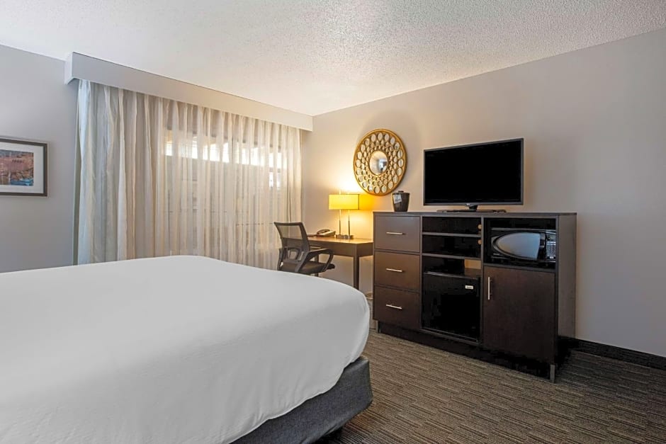 Best Western Plus Como Park – St. Paul, MN