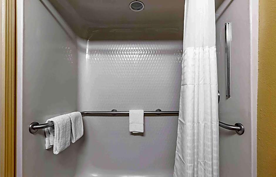 Extended Stay America Select Suites - Providence - Airport