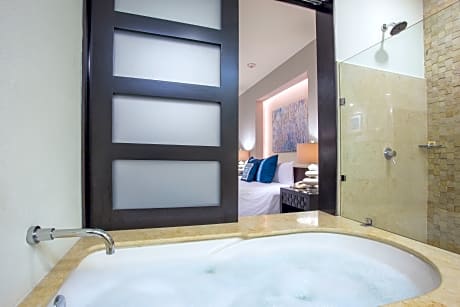 2 Bedroom Demi-Pool Residences Kids eat&stay Free