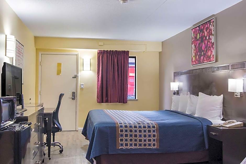 Rodeway Inn & Suites Monroeville-Pittsburgh