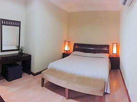 Roosseno Plaza Serviced Apartment