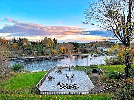 Inn at the Falls