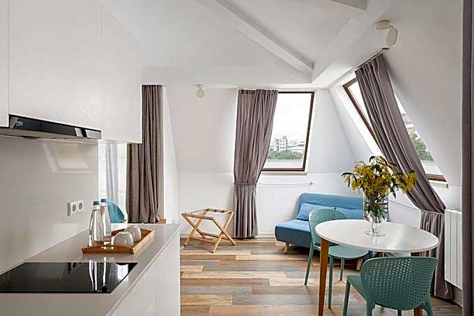 Mariinsky Boutique Hotel