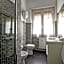 Vatican Central Suites