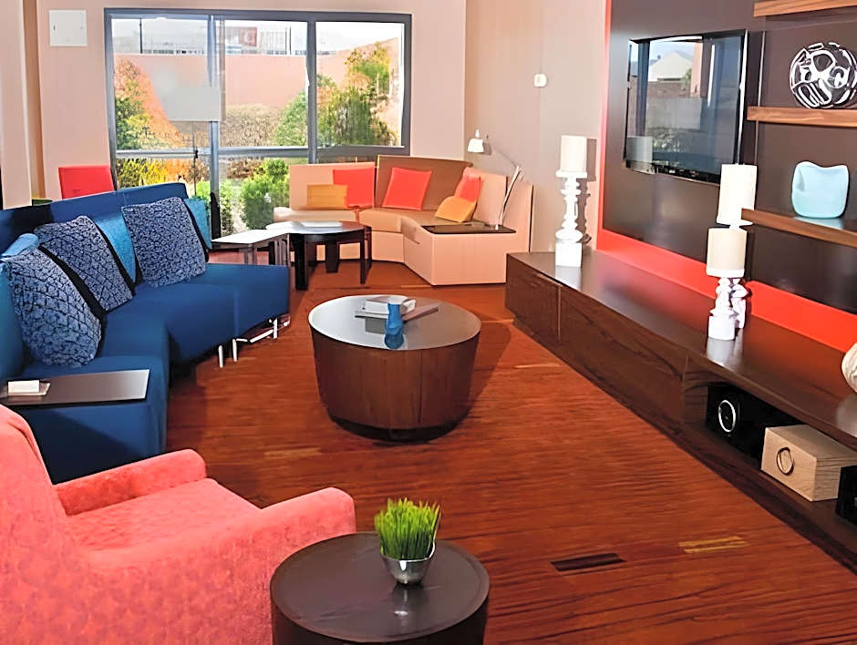 Courtyard by Marriott Bowling Green Convention Center