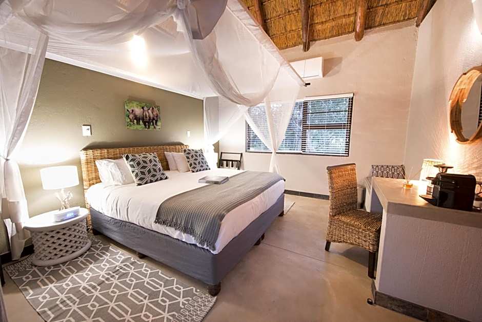 Bushbaby River Lodge