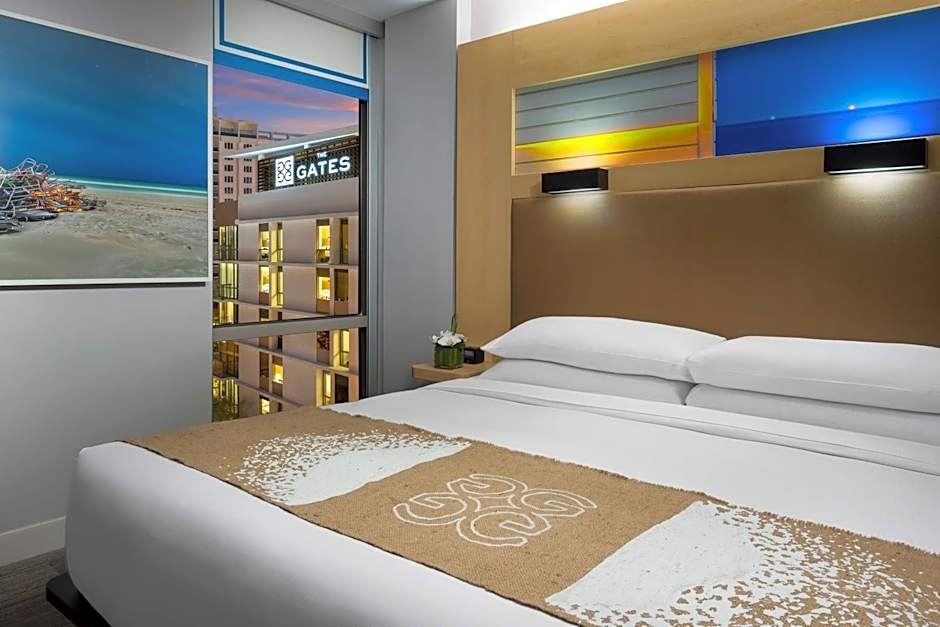 Photo 1 of 5 of 1 King Bed Suite, Pool View, Balcony