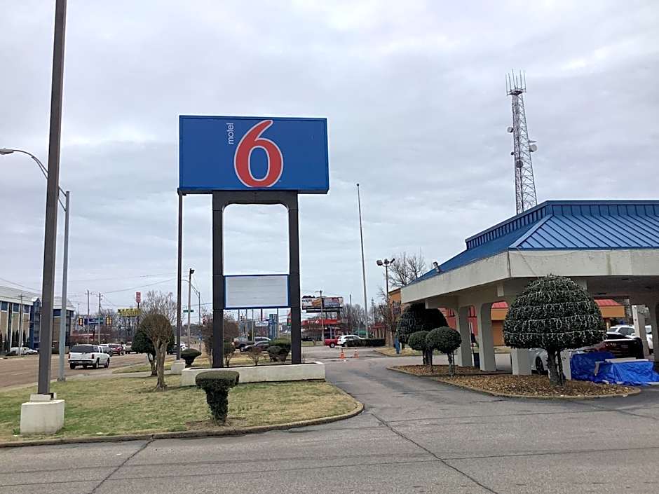 Motel 6-Memphis, TN - East