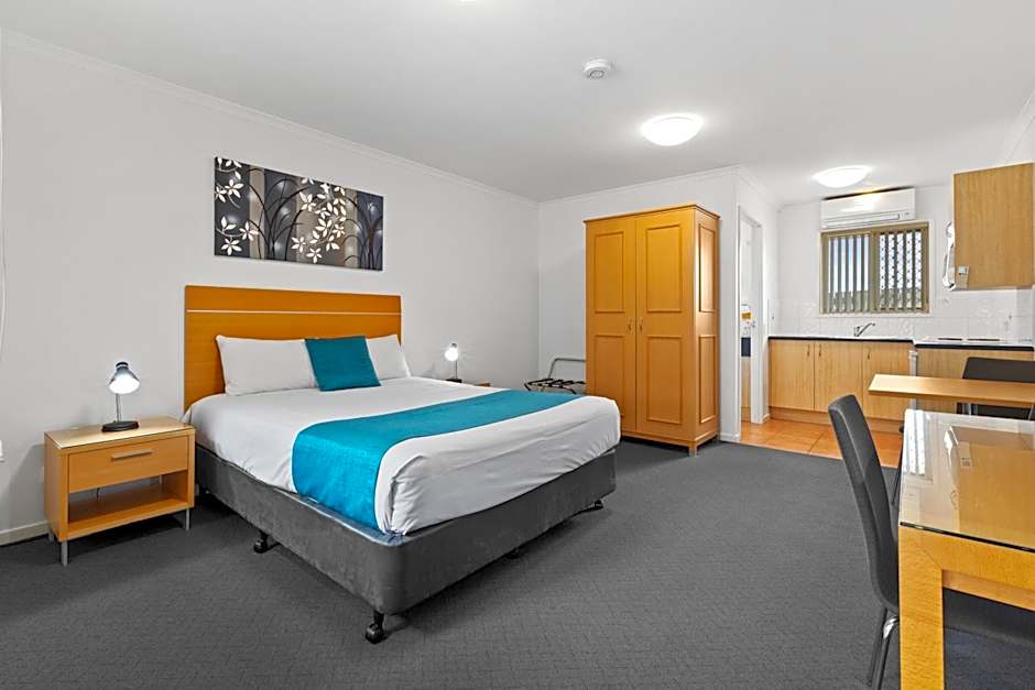 Browns Plains Motor Inn