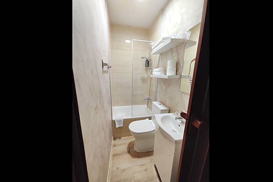 Hostal Cervantes