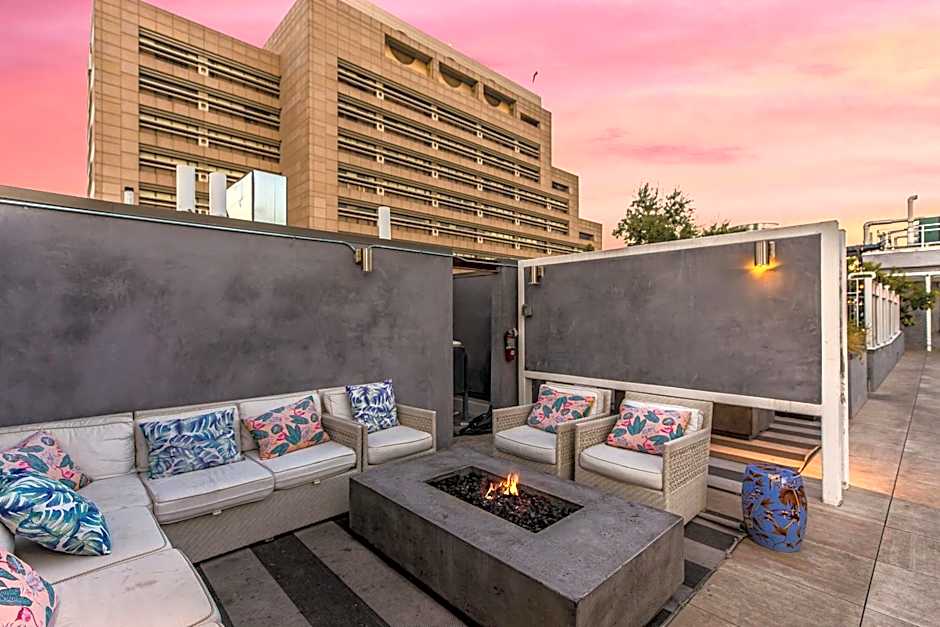One Lux Stay HWH Downtown Los Angeles