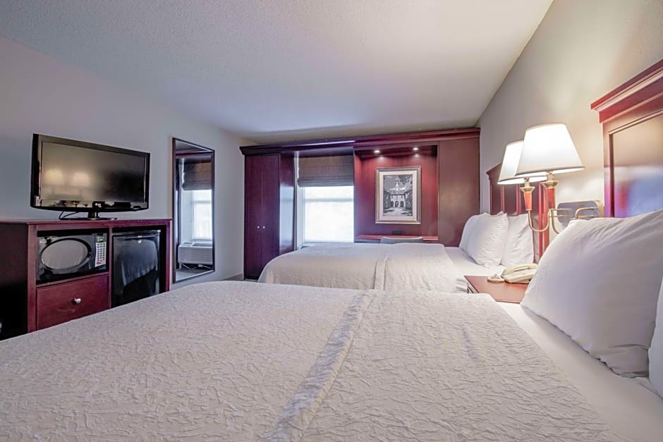 Hampton Inn By Hilton And Suites Williamsburg-Richmond Rd.
