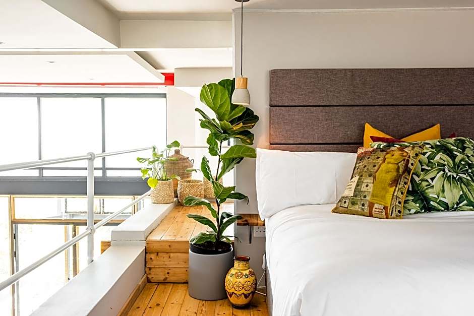 Pablo House Melville