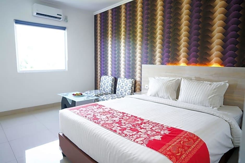 MEL'S INN MANADO