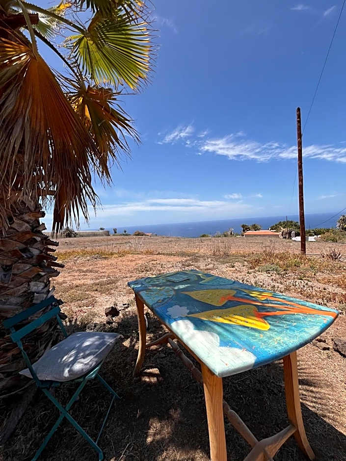 Adeje - TwinFin Hostel & Surf Yoga Camp