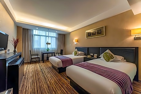 Deluxe Plus Twin with Garden View