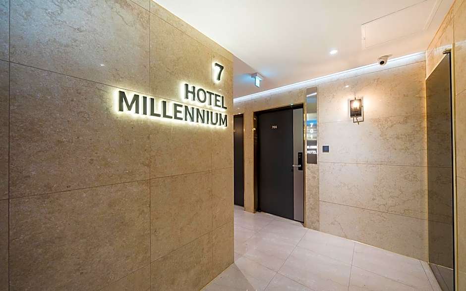 Hotel Millennium
