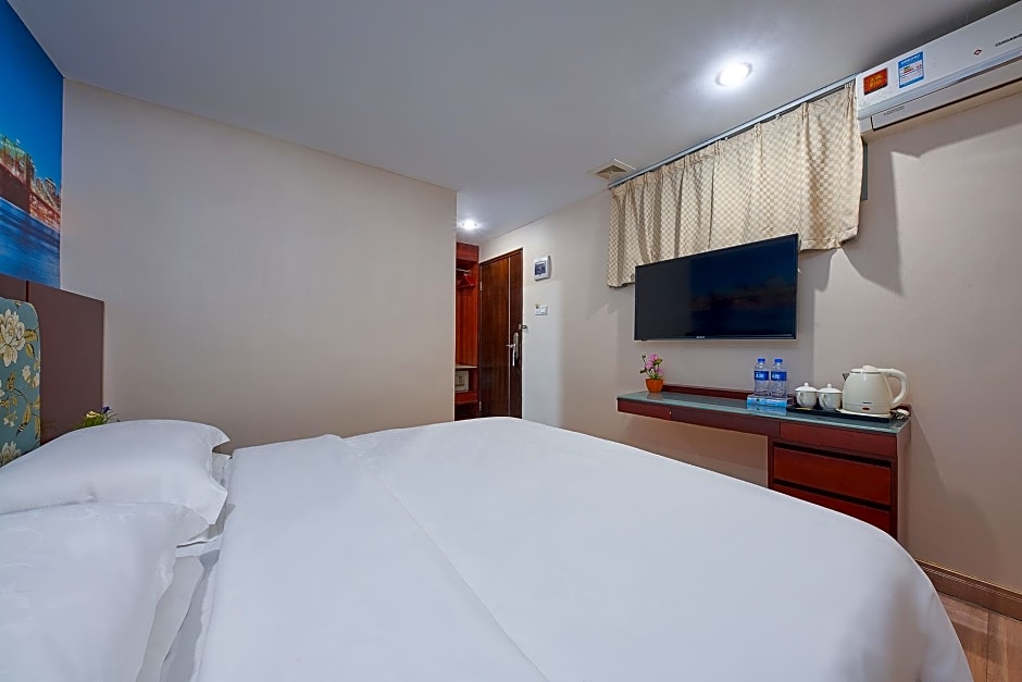 Kaiserdom Hotel China Plaza